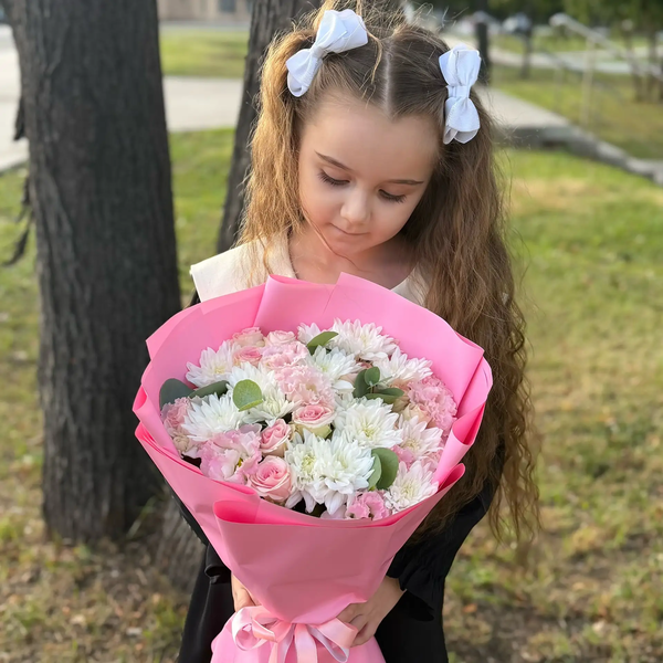 Букет из хризантем, эустом и роз в Химках