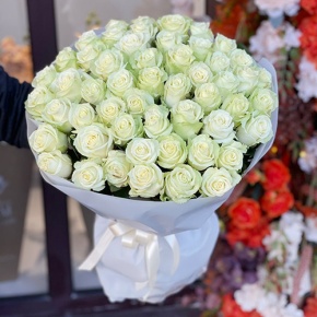 Букет 51 белая роза (50 см) в Химках