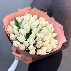 Букет из 49 белых тюльпанов в Химках