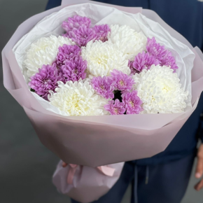 Букет "Вместе с тобой" из нежных хризантем в Химках