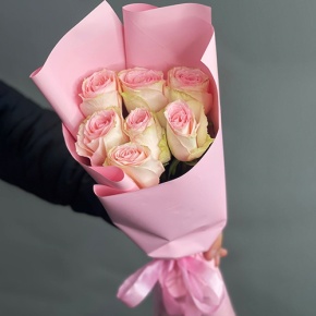 Букет 7 Кенийских розовых роз (40 см) в Химках