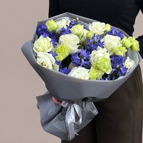 Букет из ароматных гиацинтов и эустом в Химках