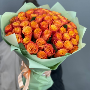 Букет из 71 огненной розы (40 см) в Химках